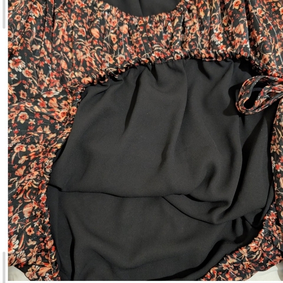 Floral Print Women's Top - Picture 13 of 13